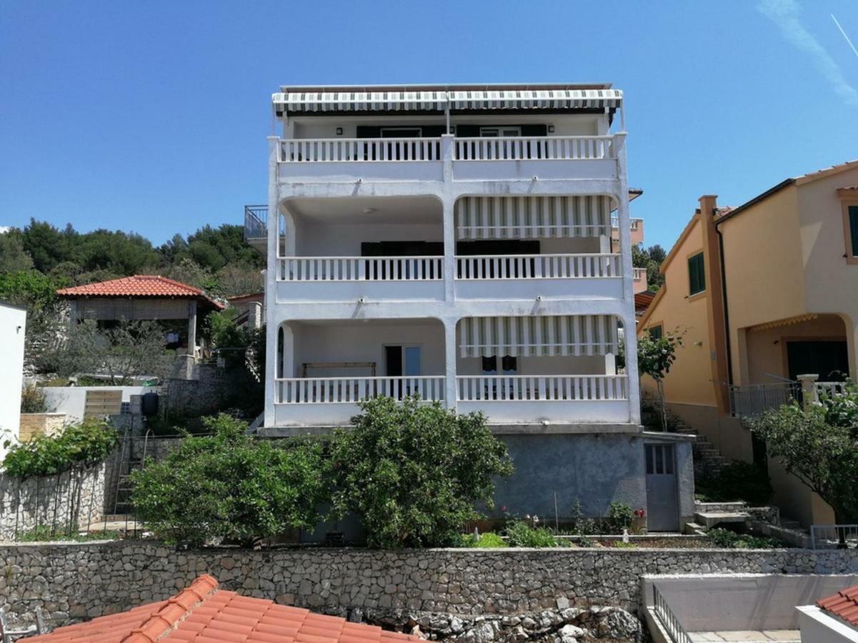 Apartments Lucija Ražanj Exteriör bild